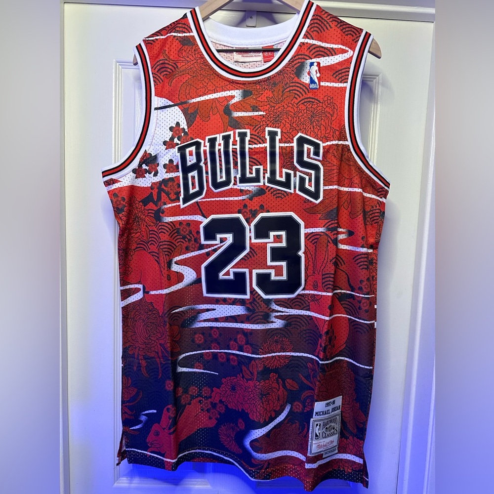 Michael Jordan Chicago Bulls extra large jersey rare color